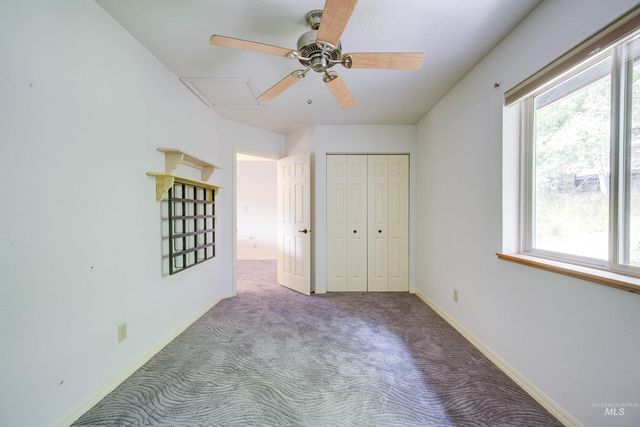 1616 Shetland Court, Moscow, ID 83843