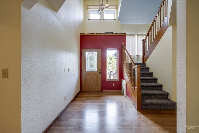 1616 Shetland Court, Moscow, ID 83843