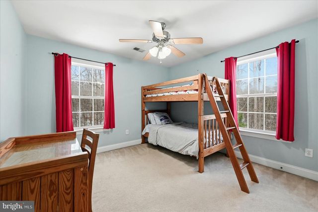 37 SERENE HILLS DR, Fredericksburg, VA 22406