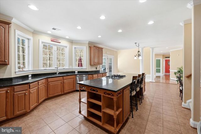 37 SERENE HILLS DR, Fredericksburg, VA 22406