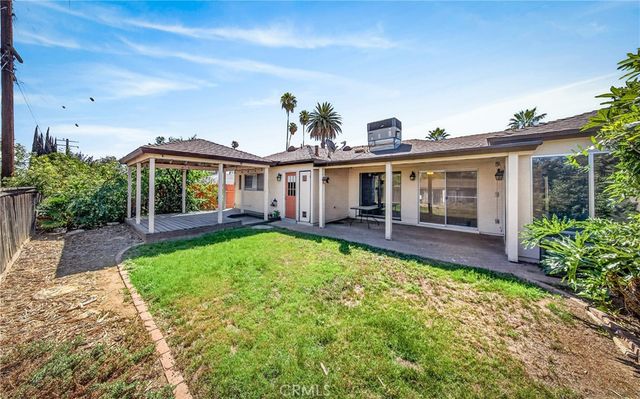 1250 W Palm, Redlands, CA 92373