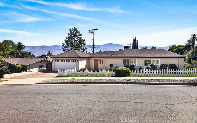 1250 W Palm, Redlands, CA 92373
