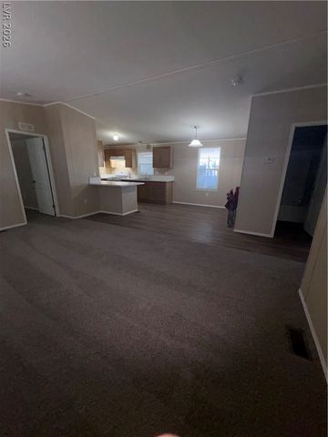 100 Sir George Drive, Las Vegas, NV 89110