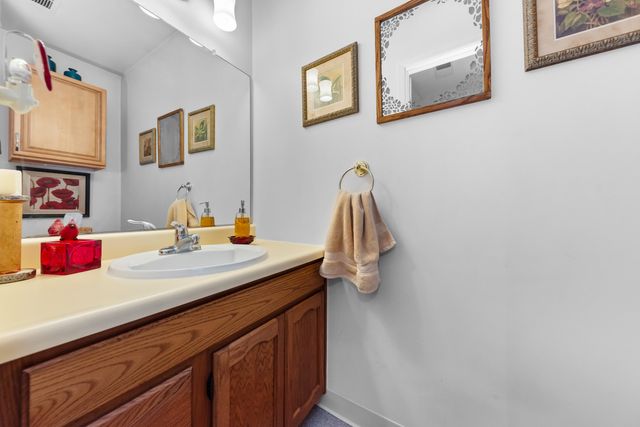 618 Watersedge Drive, Ann Arbor, MI 48105