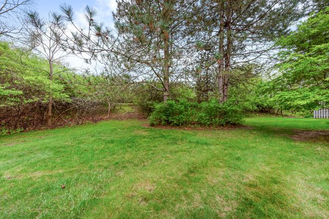 618 Watersedge Drive, Ann Arbor, MI 48105