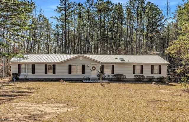 5508 Norman Road, East Bend, NC 27018