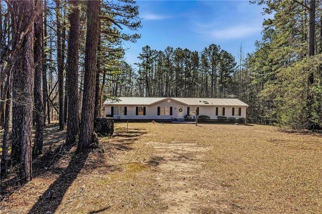 5508 Norman Road, East Bend, NC 27018