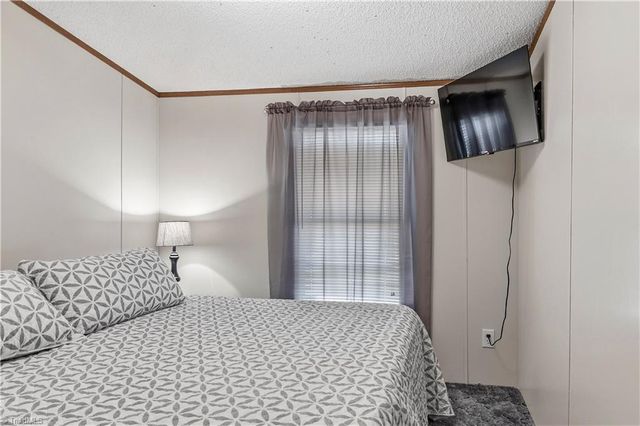 5508 Norman Road, East Bend, NC 27018