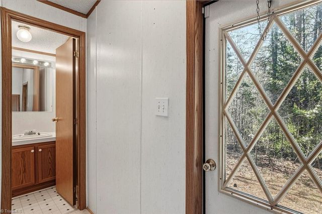 5508 Norman Road, East Bend, NC 27018