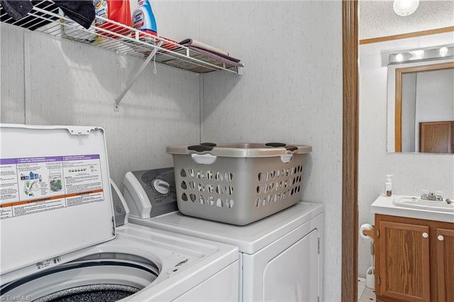 5508 Norman Road, East Bend, NC 27018