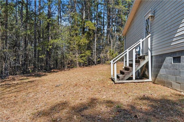 5508 Norman Road, East Bend, NC 27018