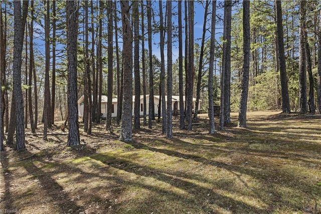 5508 Norman Road, East Bend, NC 27018