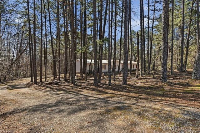 5508 Norman Road, East Bend, NC 27018