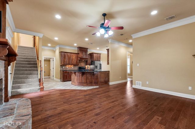 305 Tottenham Court, Bossier City, LA 71111