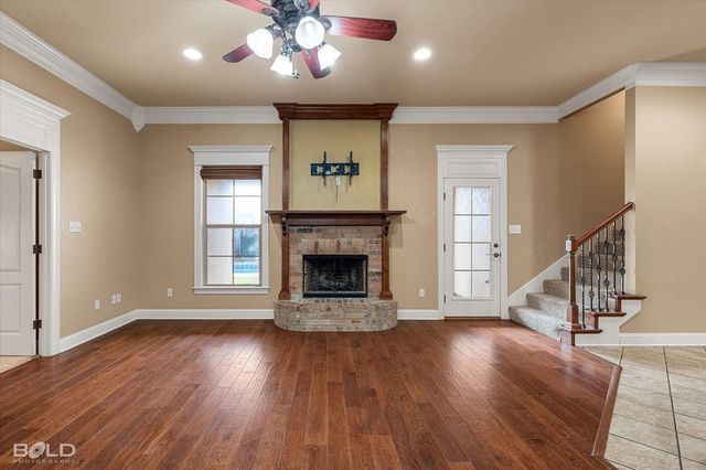 305 Tottenham Court, Bossier City, LA 71111