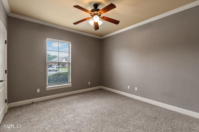 305 Tottenham Court, Bossier City, LA 71111