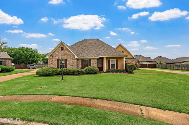 305 Tottenham Court, Bossier City, LA 71111