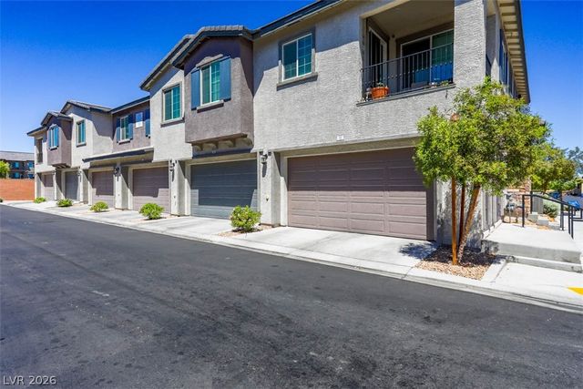 20 Barbara Lane 87, Las Vegas, NV 89183