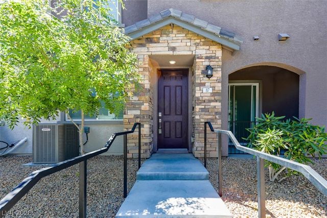 20 Barbara Lane 87, Las Vegas, NV 89183
