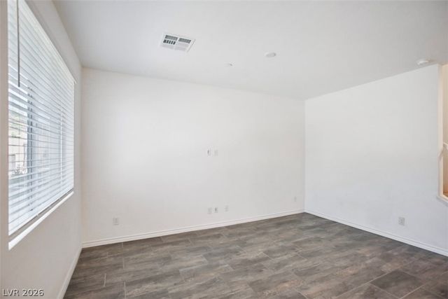 20 Barbara Lane 87, Las Vegas, NV 89183