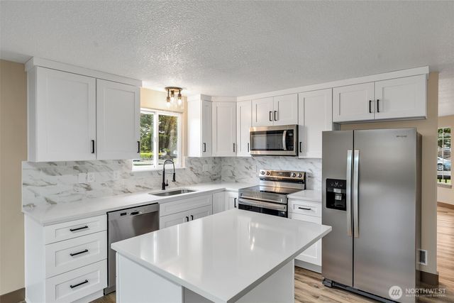 15910 NE Noble Street, Vancouver, WA 98662