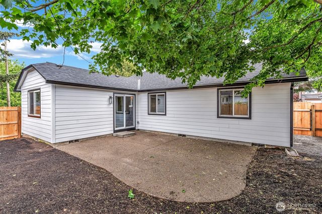 15910 NE Noble Street, Vancouver, WA 98662