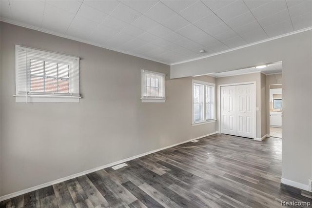 15358 Charles R Avenue, Eastpointe, MI 48021