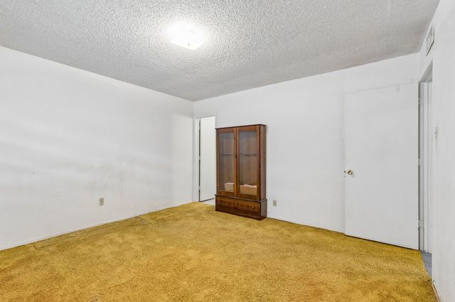 122 Cimarron Lane, Arlington, TX 76014