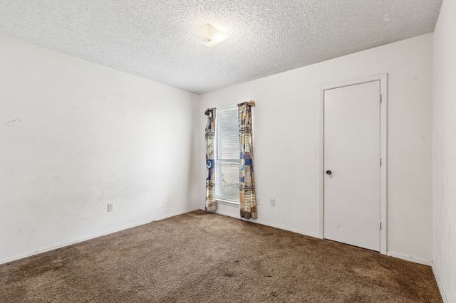 122 Cimarron Lane, Arlington, TX 76014