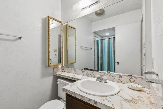 122 Cimarron Lane, Arlington, TX 76014