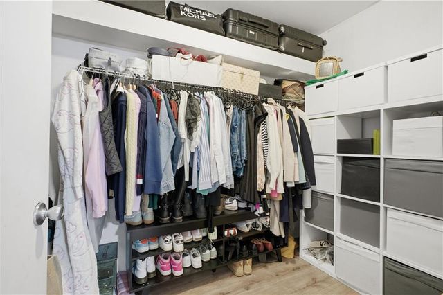 13726 Winchester Avenue, Grandview, MO 64030