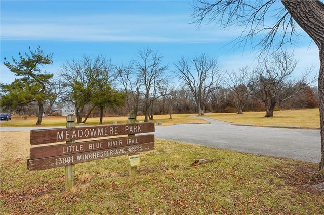 13726 Winchester Avenue, Grandview, MO 64030