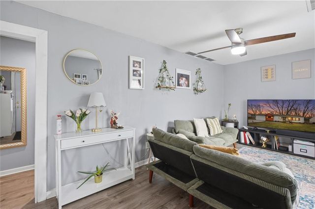 13726 Winchester Avenue, Grandview, MO 64030