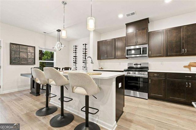 1170 Chastain Drive, Sugar Hill, GA 30518