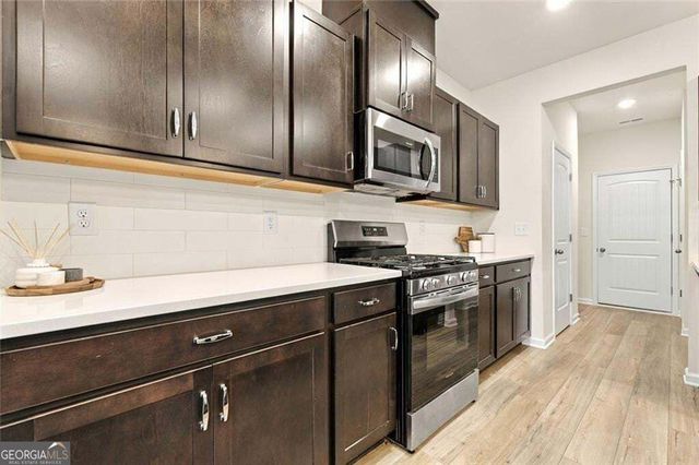 1170 Chastain Drive, Sugar Hill, GA 30518