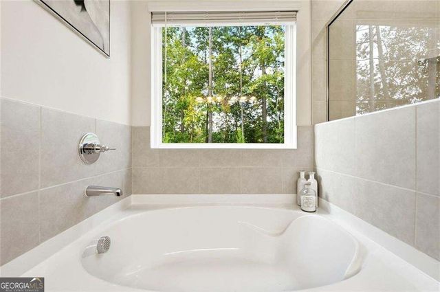 1170 Chastain Drive, Sugar Hill, GA 30518