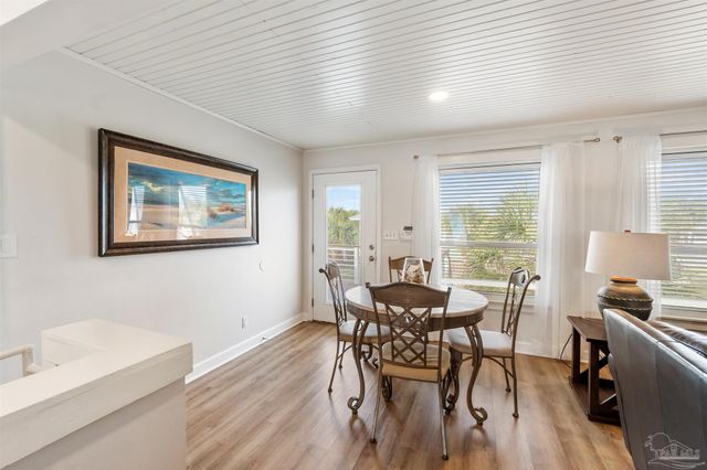 1015 Maldonado Dr, Pensacola Beach, FL 32561