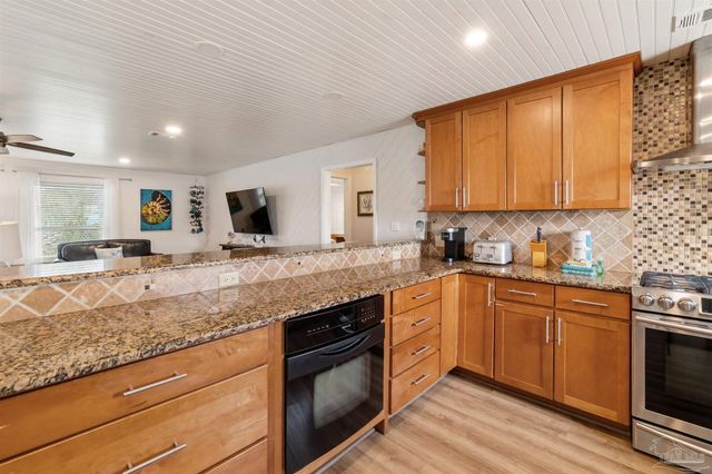 1015 Maldonado Dr, Pensacola Beach, FL 32561