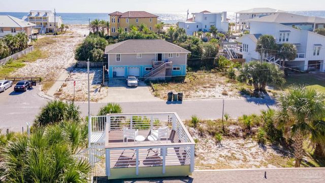 1015 Maldonado Dr, Pensacola Beach, FL 32561