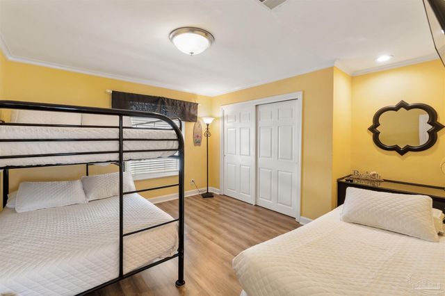 1015 Maldonado Dr, Pensacola Beach, FL 32561