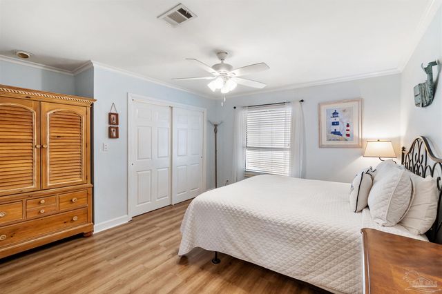 1015 Maldonado Dr, Pensacola Beach, FL 32561