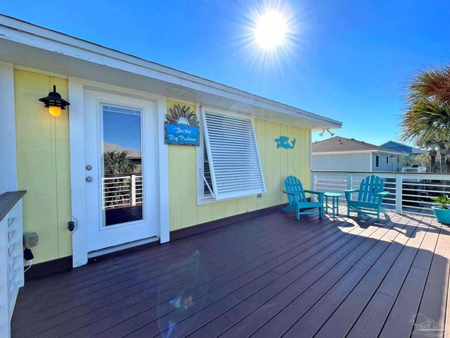 1015 Maldonado Dr, Pensacola Beach, FL 32561