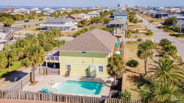 1015 Maldonado Dr, Pensacola Beach, FL 32561