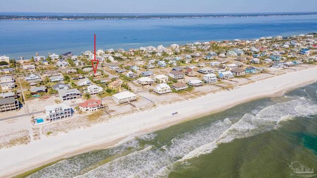1015 Maldonado Dr, Pensacola Beach, FL 32561