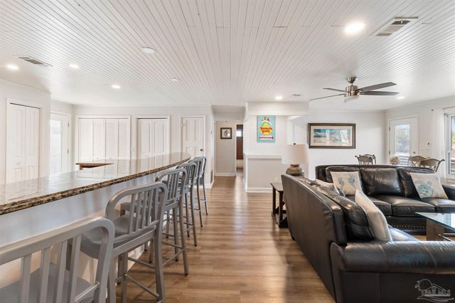 1015 Maldonado Dr, Pensacola Beach, FL 32561