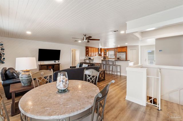 1015 Maldonado Dr, Pensacola Beach, FL 32561