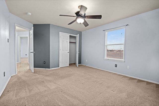 412 Sandy Creek Drive, Fort Worth, TX 76131