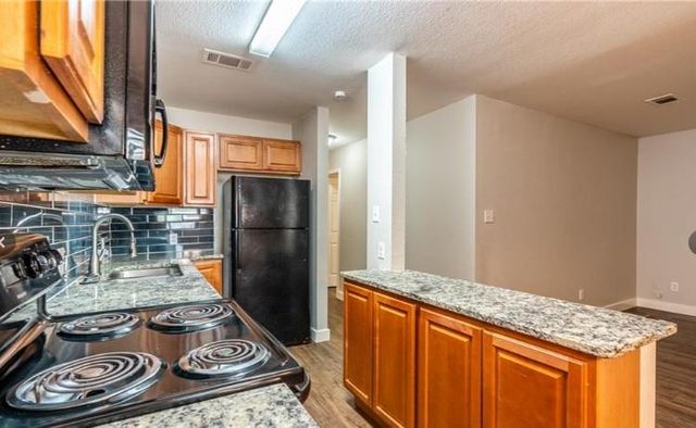 2702 Little Valley CV A, Austin, TX 78741