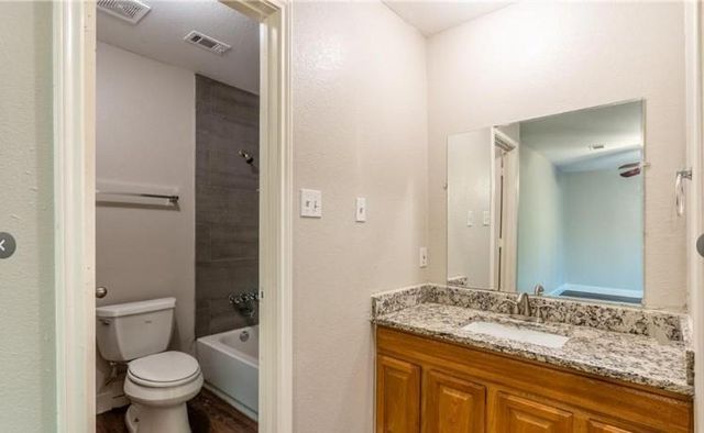 2702 Little Valley CV A, Austin, TX 78741