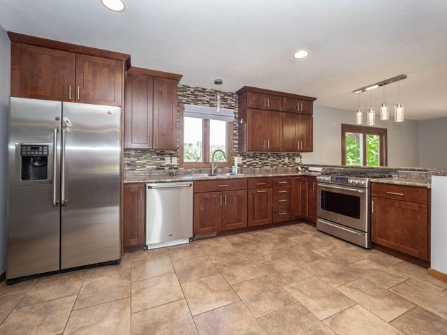 9434 Oakview Drive, Portage, MI 49024